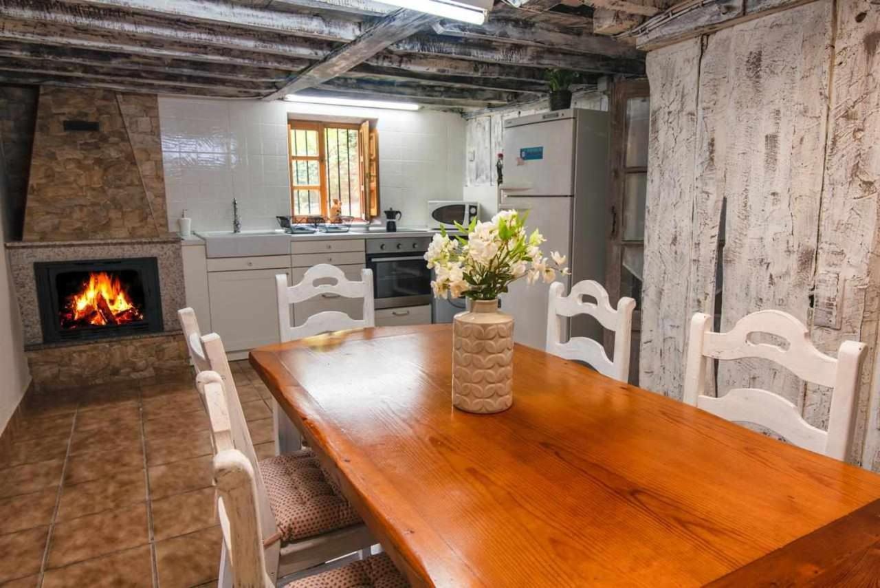 Casa Rural La Carrozal Senda Del Oso Орельейру Экстерьер фото