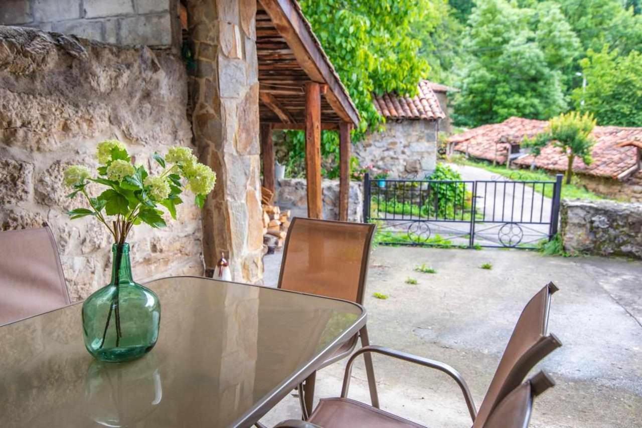 Casa Rural La Carrozal Senda Del Oso Орельейру Экстерьер фото