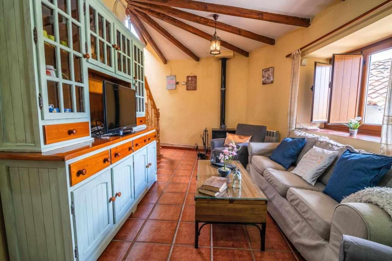 Casa Rural La Carrozal Senda Del Oso Орельейру Экстерьер фото