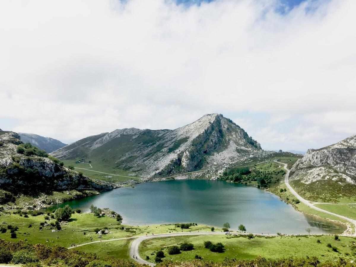Casa Rural La Carrozal Senda Del Oso Орельейру Экстерьер фото