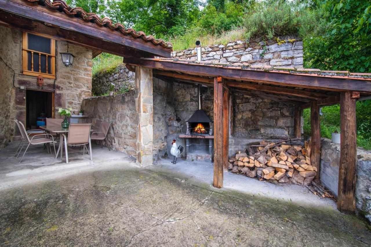 Casa Rural La Carrozal Senda Del Oso Орельейру Экстерьер фото